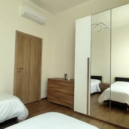 Apartamento Centrale Apartment Milano *